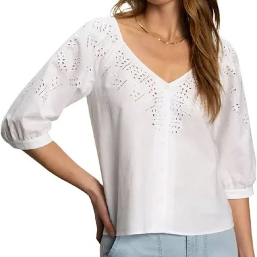 Sanctuary White Eyelet V-Neck Top